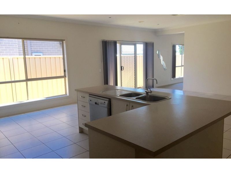 30 Castleton Street, Wodonga VIC 3690