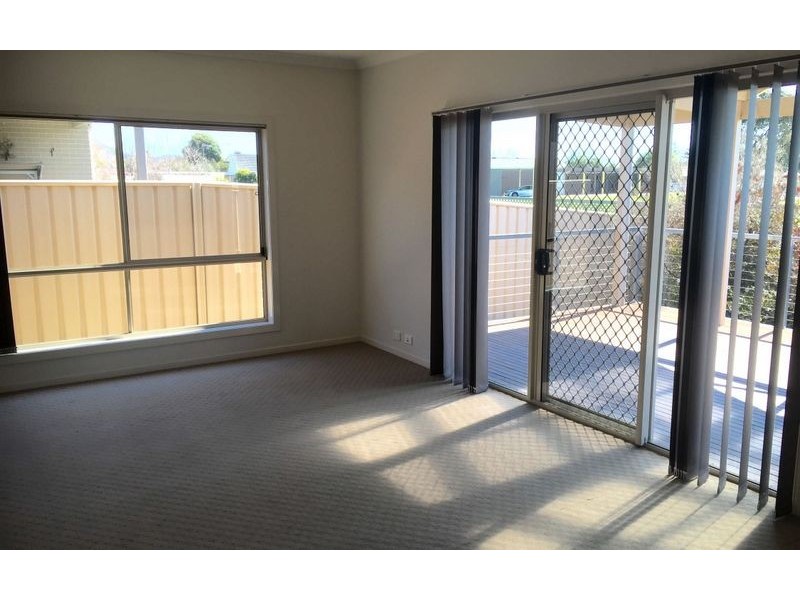 30 Castleton Street, Wodonga VIC 3690