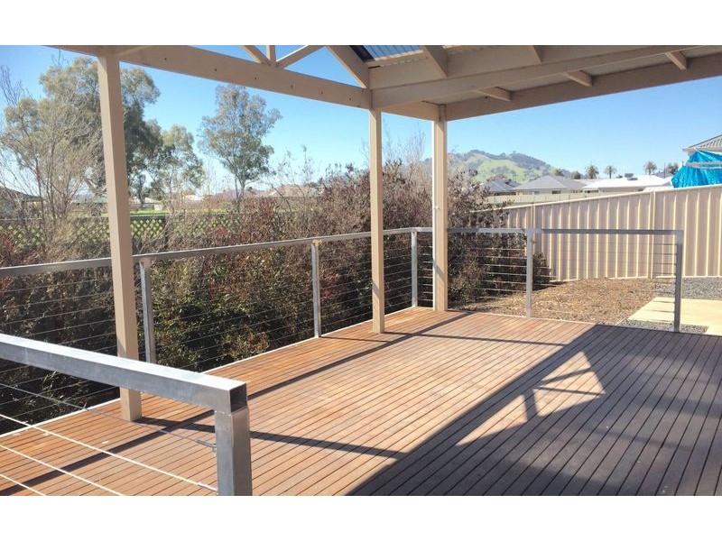 30 Castleton Street, Wodonga VIC 3690