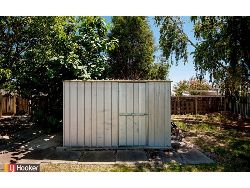 484 Danes Street, Lavington NSW 2641