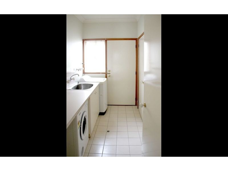 15 Orchard Way, Lavington NSW 2641