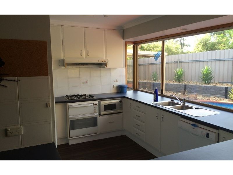 6 Kennedy Court, Wodonga VIC 3690