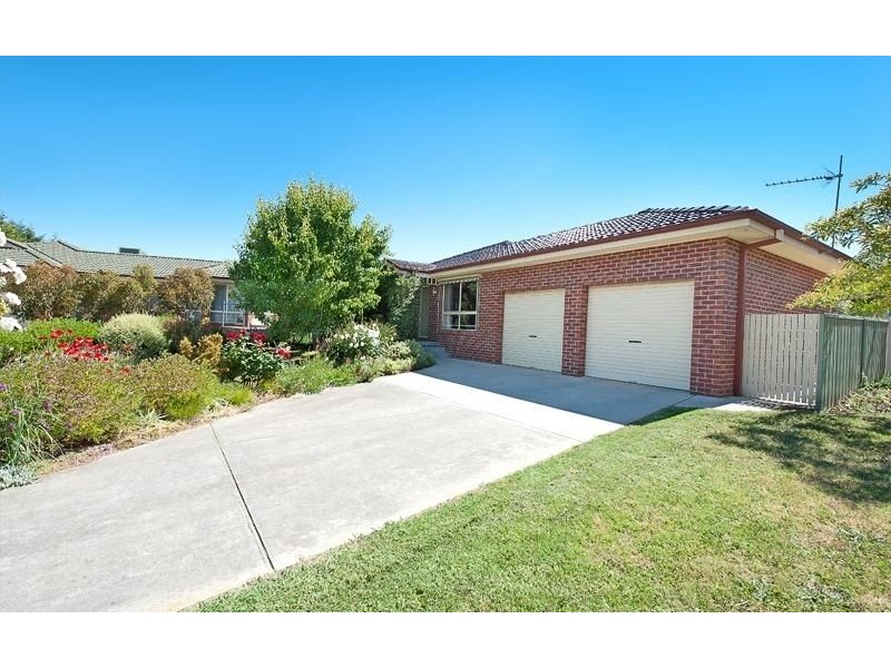 10 Denny Court, Thurgoona NSW 2640