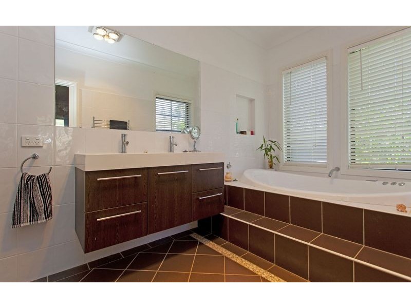 41B Avondale Drive, Wodonga VIC 3690