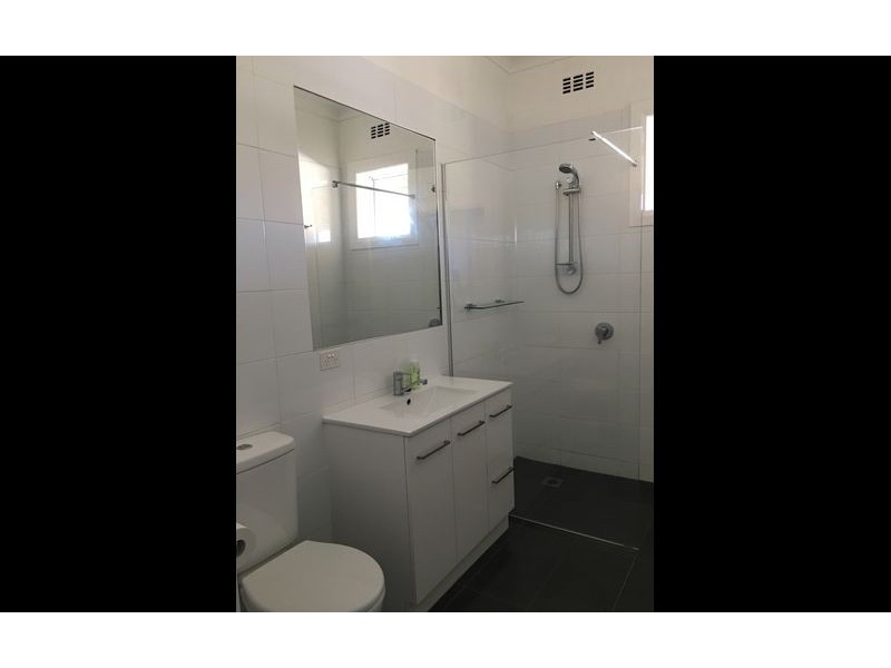 409 Olive Street, Albury NSW 2640