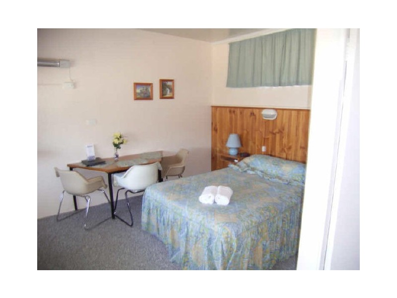 Lavington NSW 2641