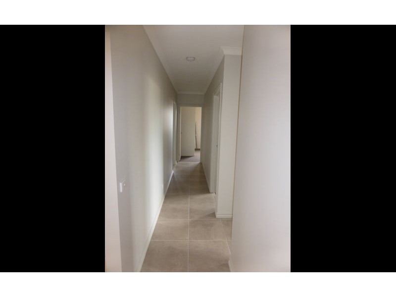 22 Pioneer Place, Thurgoona NSW 2640