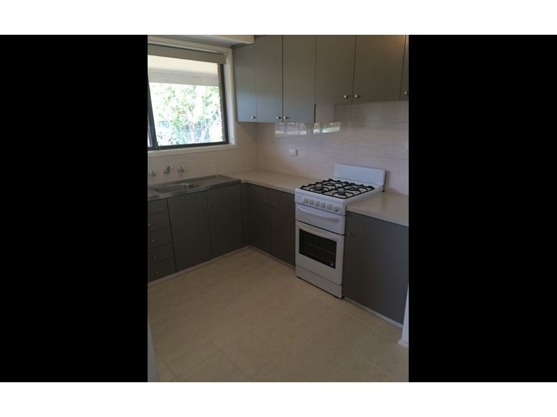 2/735 Harris Court, Lavington NSW 2641