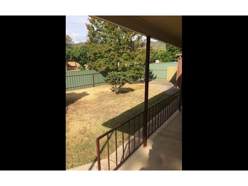 2/735 Harris Court, Lavington NSW 2641