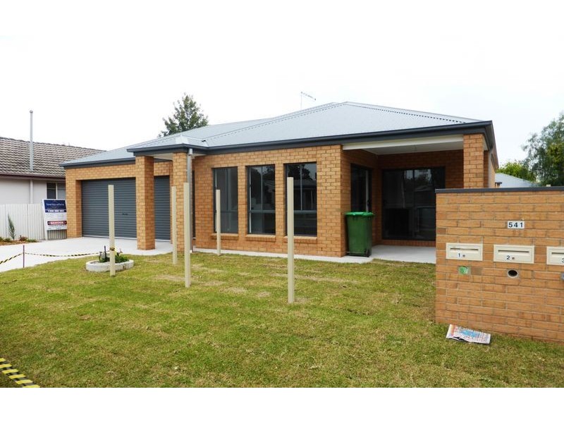 1/541 Klose Street, Lavington NSW 2641