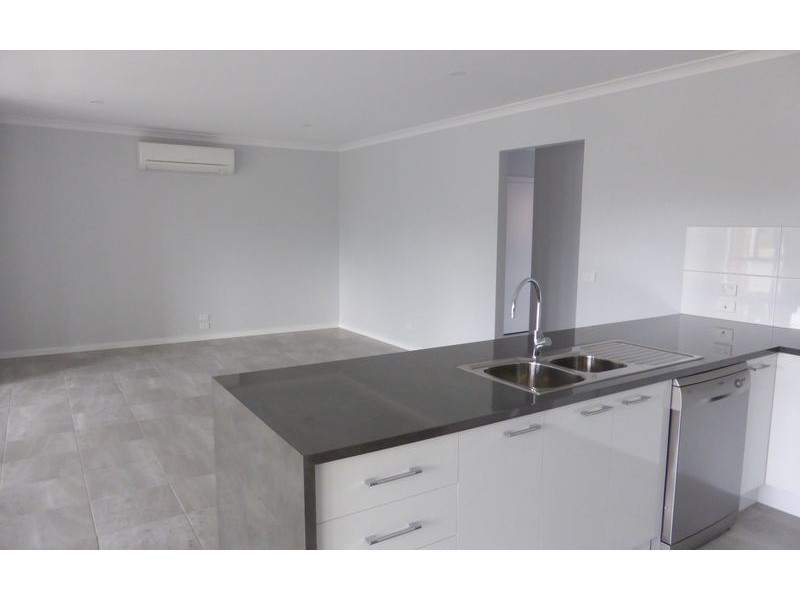 1/541 Klose Street, Lavington NSW 2641