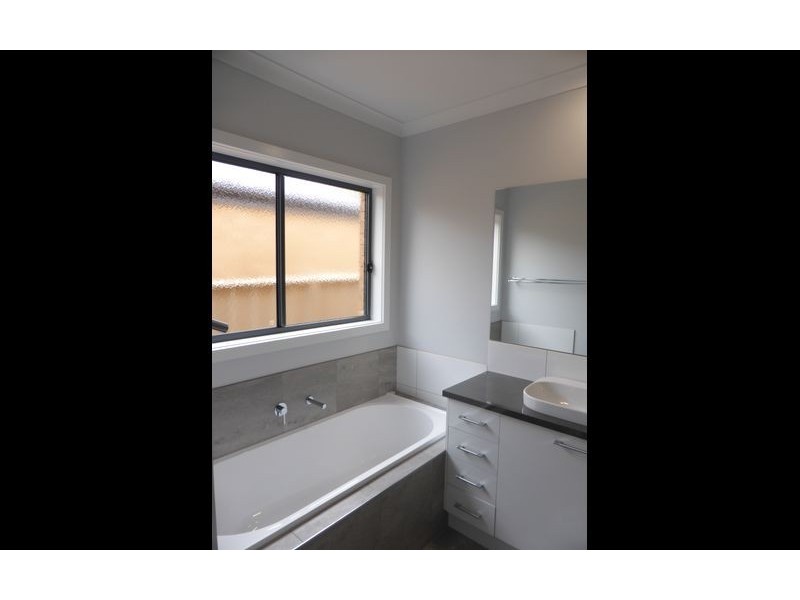 1/541 Klose Street, Lavington NSW 2641