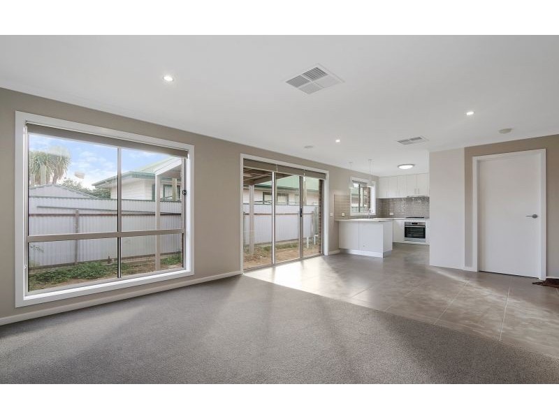 54 Woodland Street, Wodonga VIC 3690