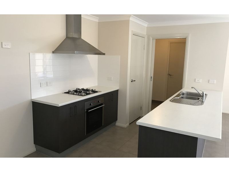 6/110 Greta Drive, Lavington NSW 2641