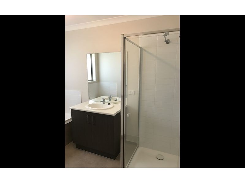 6/110 Greta Drive, Lavington NSW 2641