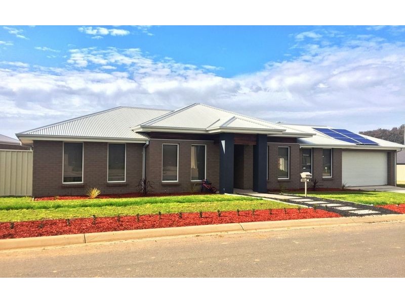 10 Fay Street, Springdale Heights NSW 2641