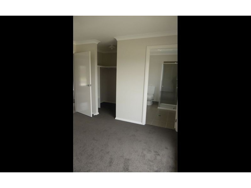 10 Fay Street, Springdale Heights NSW 2641