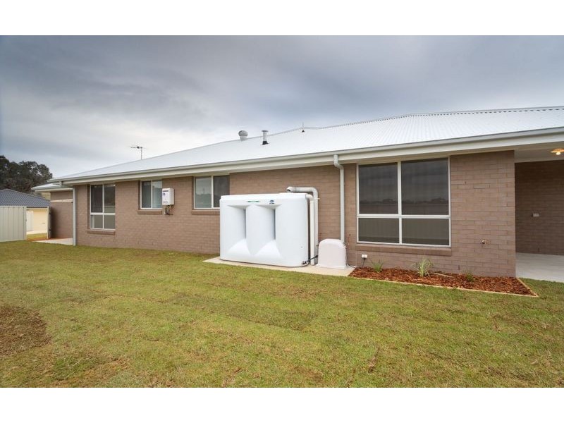 10 Fay Street, Springdale Heights NSW 2641