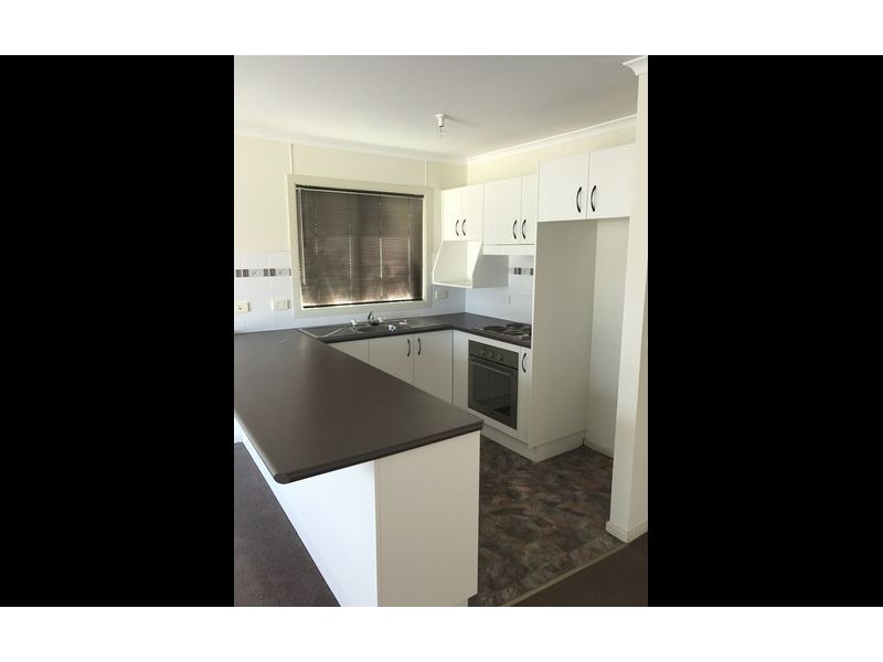 1/18 Henty Street (East), Culcairn NSW 2660