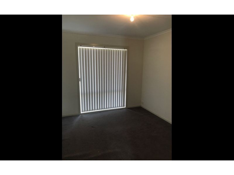 1/18 Henty Street (East), Culcairn NSW 2660