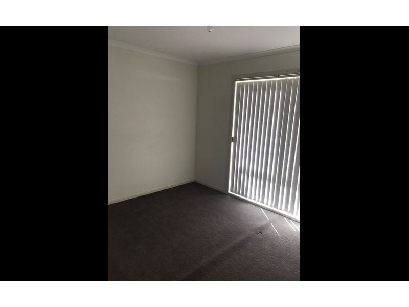 1/18 Henty Street (East), Culcairn NSW 2660