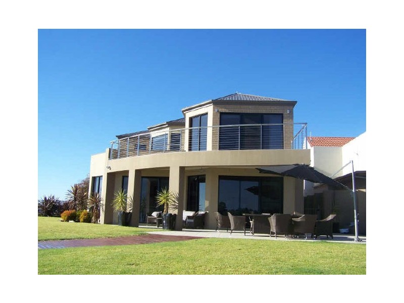 42 Cypress Drive, Mulwala NSW 2647