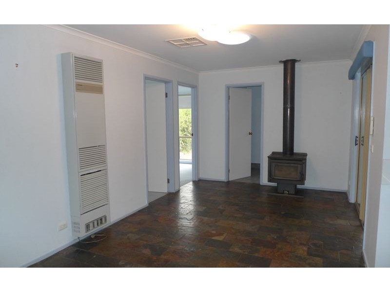 13 Pell Street, Howlong NSW 2643