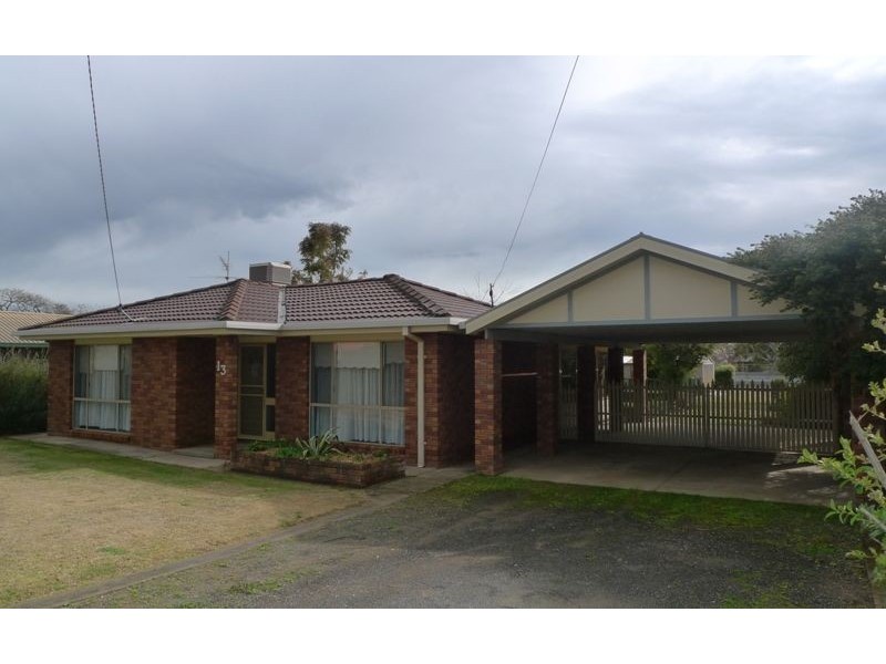 13 Pell Street, Howlong NSW 2643