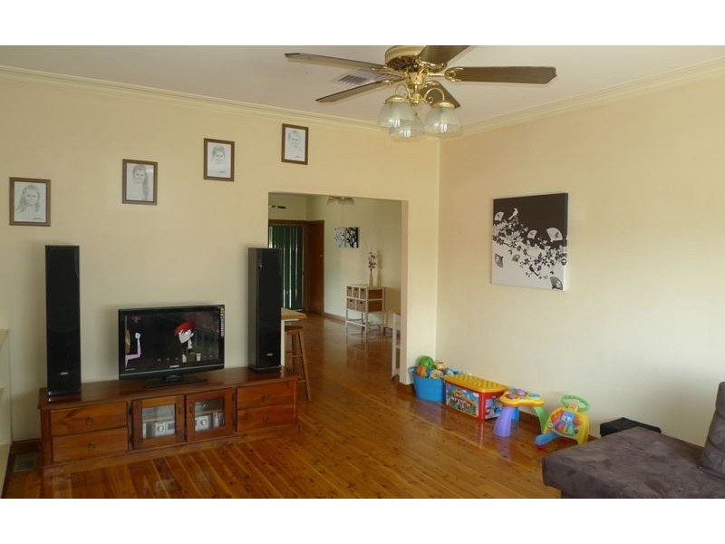 828 Mate Street, Albury NSW 2640