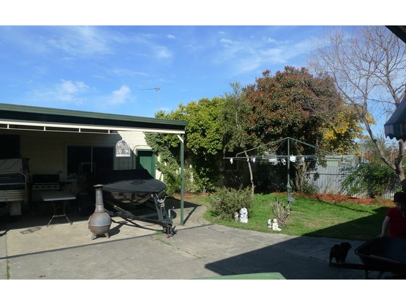 828 Mate Street, Albury NSW 2640