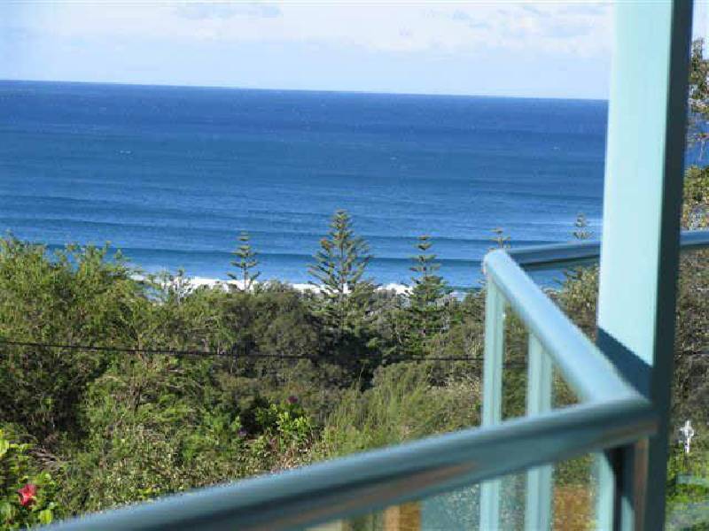 32 Vista Way, Scotts Head NSW 2447