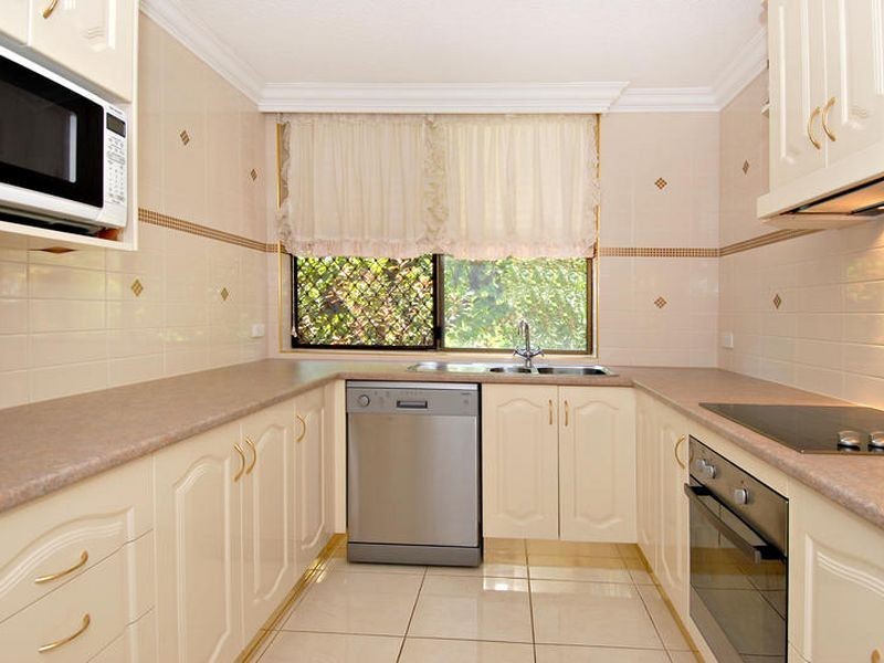 1/120 Whitmore Street, Taringa QLD 4068