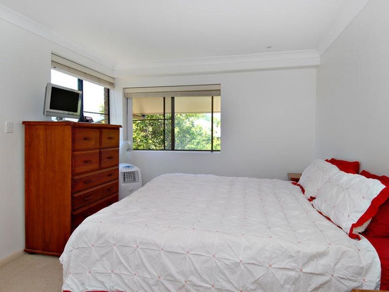 1/120 Whitmore Street, Taringa QLD 4068