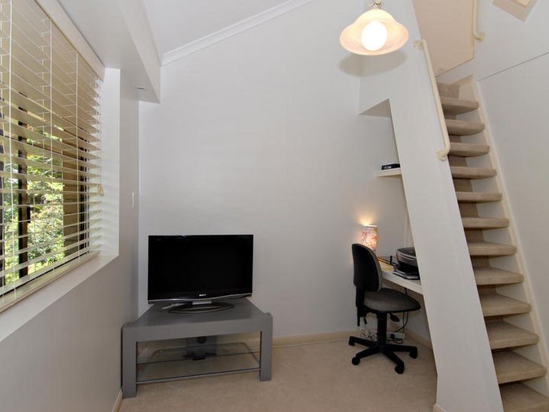 1/120 Whitmore Street, Taringa QLD 4068