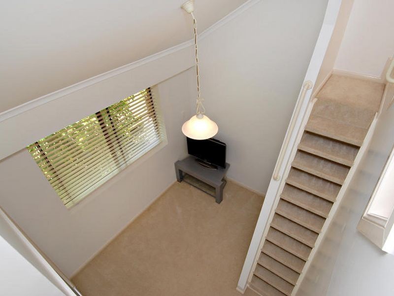 1/120 Whitmore Street, Taringa QLD 4068