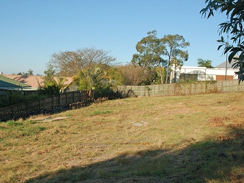 20 Queens Road, Taringa QLD 4068