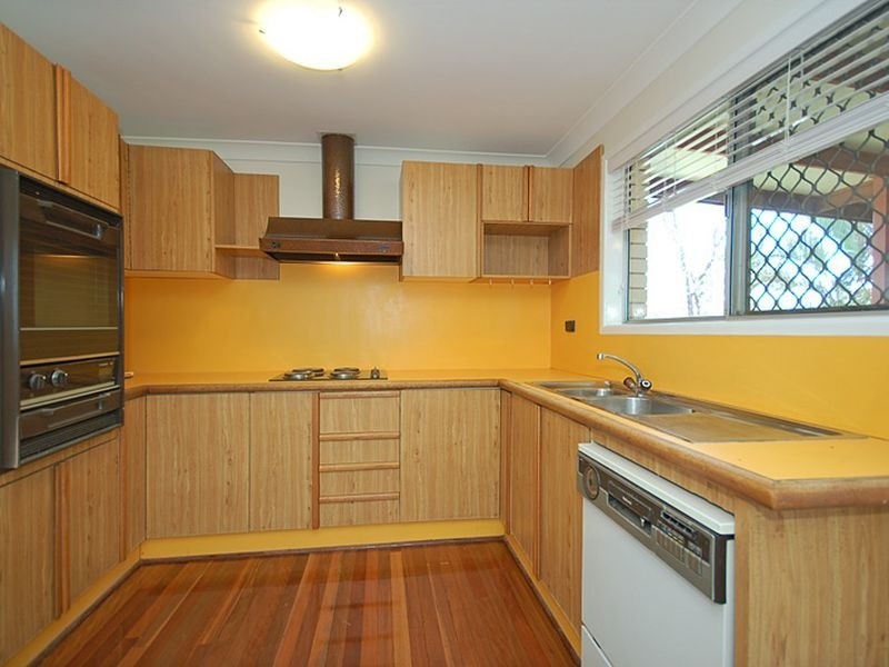 41 Caesar Road, Ferny Hills QLD 4055