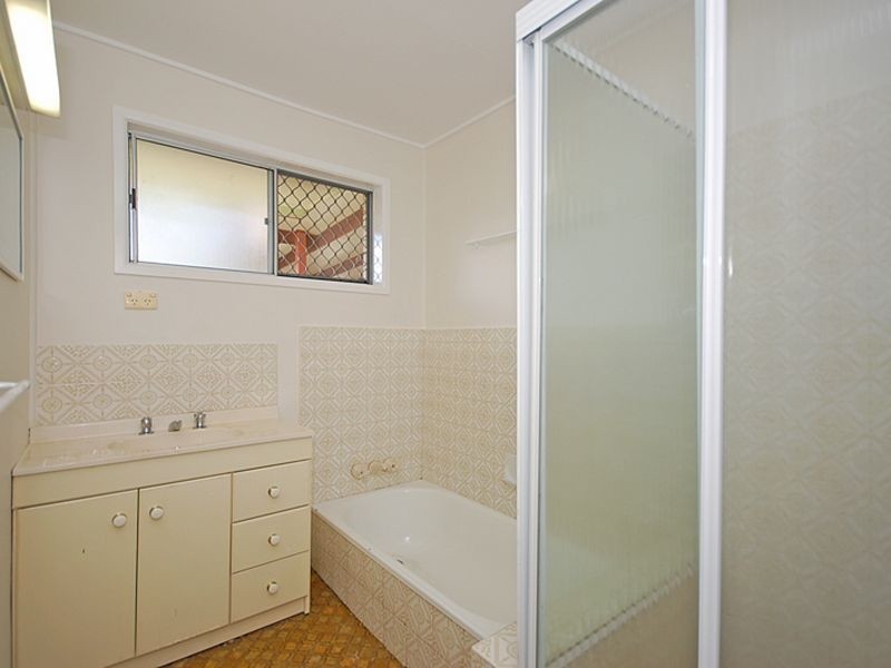 41 Caesar Road, Ferny Hills QLD 4055