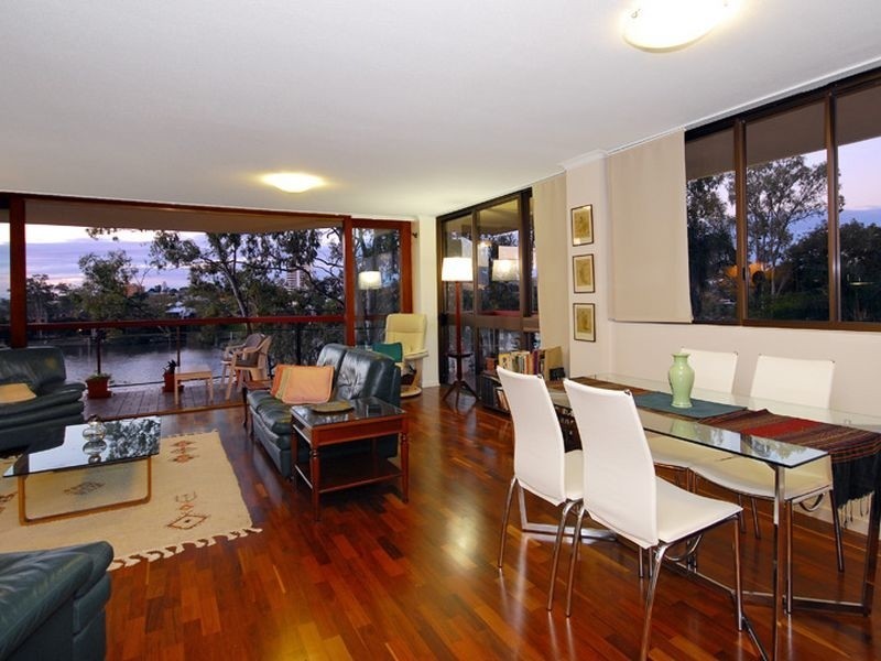 10/124 Macquarie Street, St Lucia QLD 4067