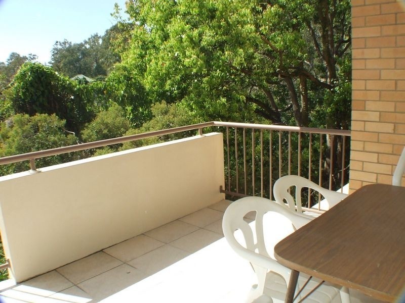 6/225 Carmody Road, St Lucia QLD 4067