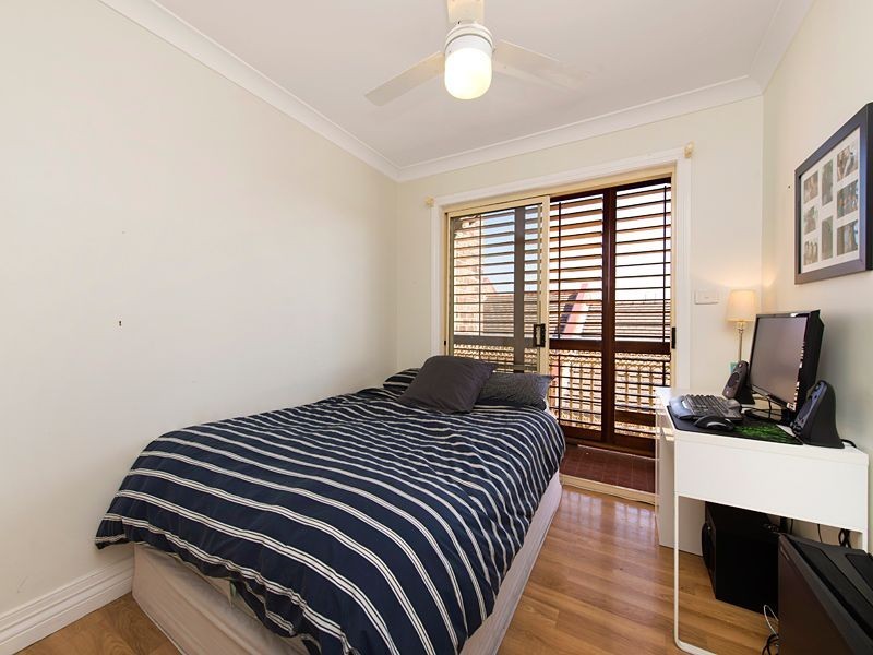 7/27 Swann Road, Taringa QLD 4068