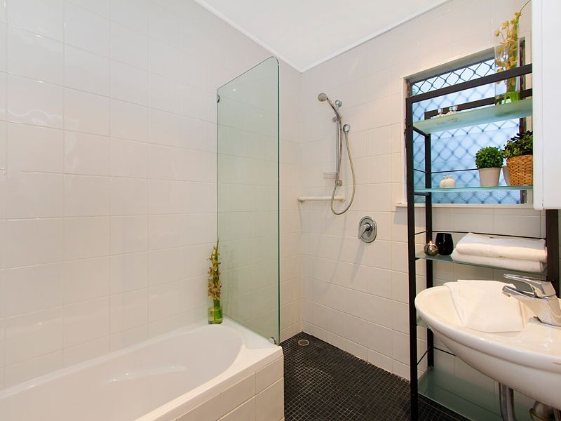 179 Swann Road, Taringa QLD 4068