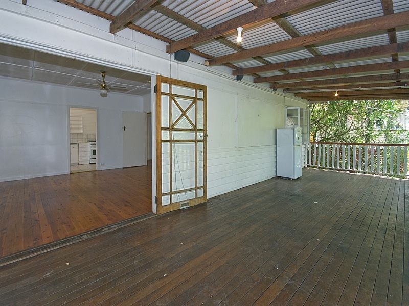 28 Todd Street, Taringa QLD 4068