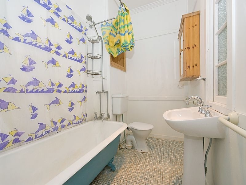 28 Todd Street, Taringa QLD 4068