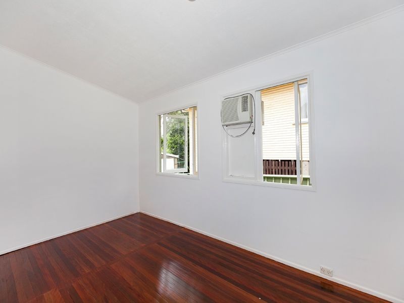 32 Kendall Street, Oxley QLD 4075