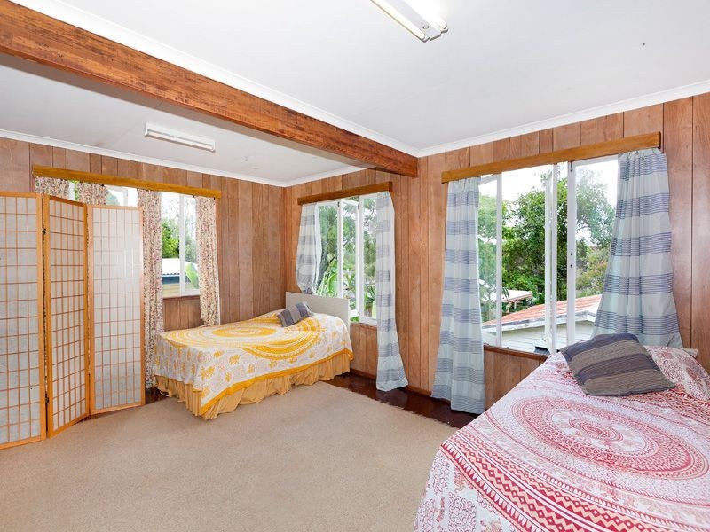 32 Kendall Street, Oxley QLD 4075