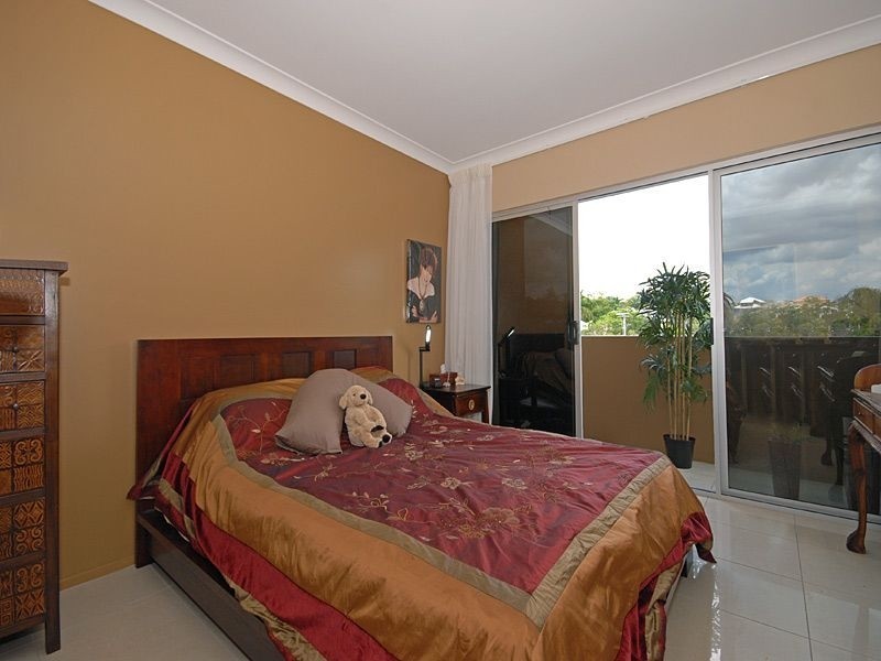 27/29 Alpha Street, Taringa QLD 4068