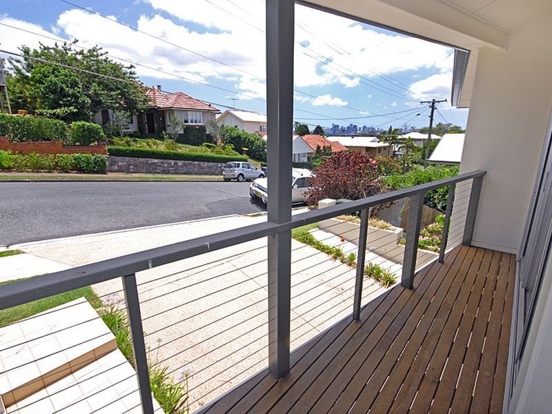 2/54 Terrace Street, Toowong QLD 4066