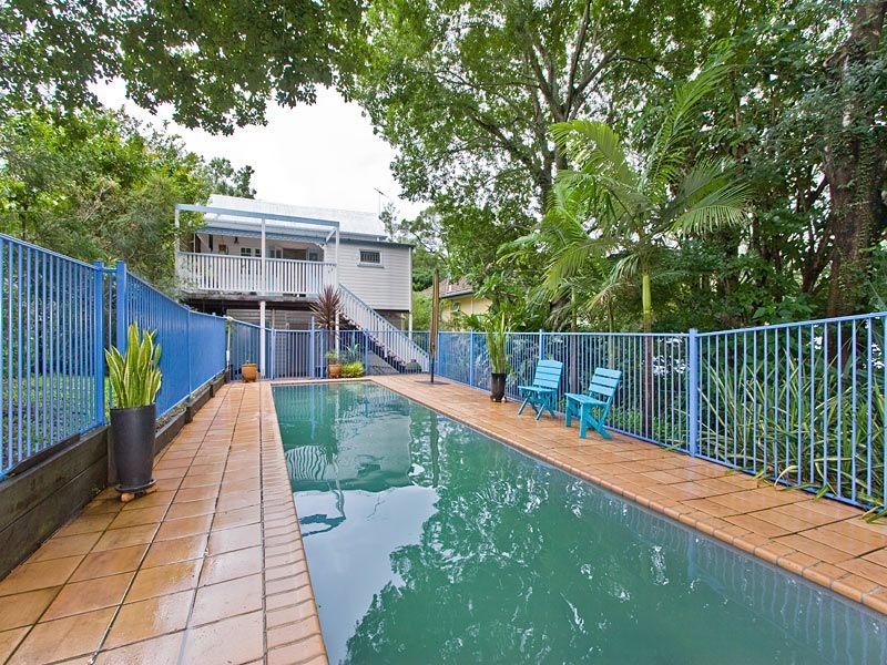 10 Princess Street, Taringa QLD 4068