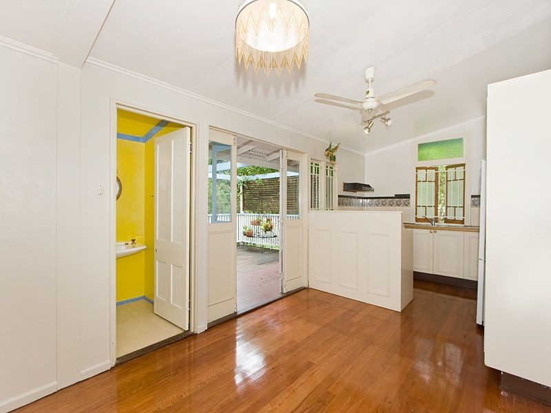 10 Princess Street, Taringa QLD 4068